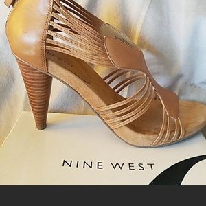 Nine West Shophias